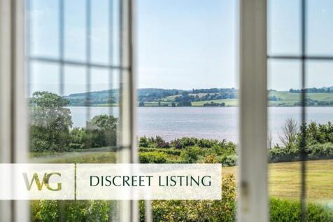Discreet Listing