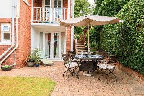 Outdoor Seating
