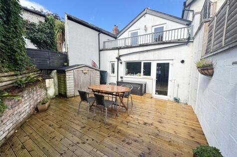 Rear Courtyard