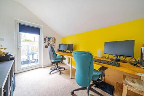 Office/ Bedroom 3