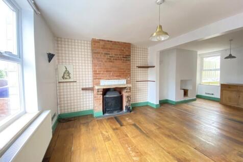 Sitting/Dining Room