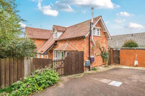 Driveway/Entrance