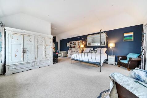 Bedroom Six/Annexe