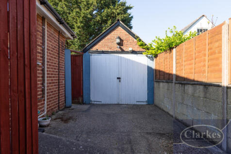 FC_024_131 STROUDEN RD_006