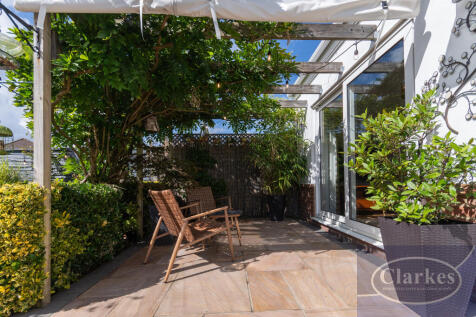 FC_061_86 VICTORIA PARK RD_012