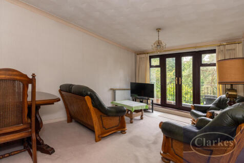 FC_045_FLAT 7 KILBRIDE_43 LINDSAY RD_023