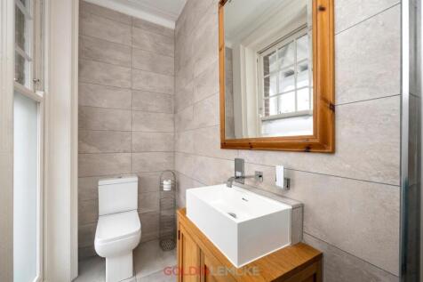 En Suite Shower Room