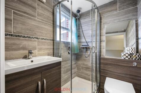 En Suite Shower Room