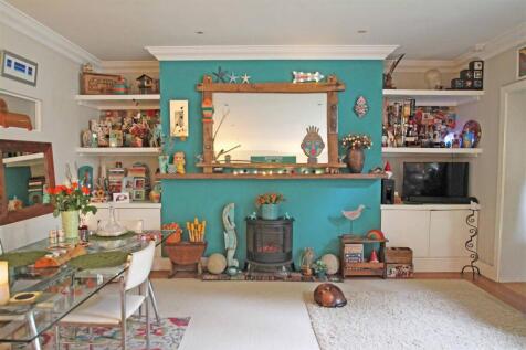 Sitting/Dining Room