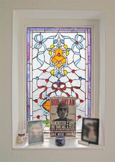 Feature Window