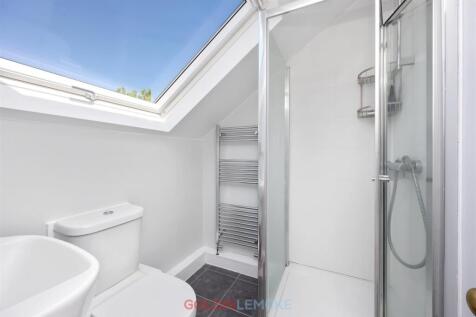 En Suite Shower Room