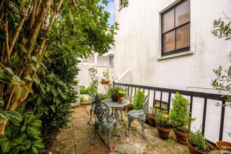 Private Garden Area