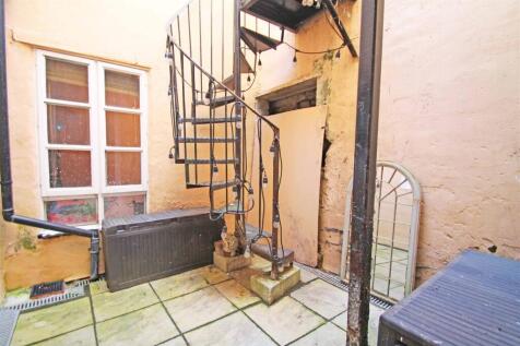 Patio Courtyard