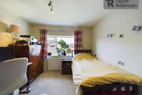 CAM02600G0-PR0246-STILL002.jpg