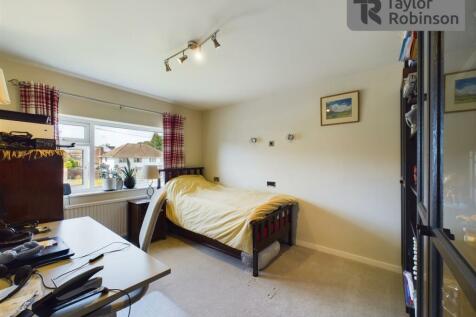 CAM02600G0-PR0246-STILL001.jpg