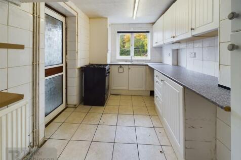 CAM02600G0-PR0340-STILL008.jpg