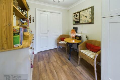 CAM02600G0-PR0356-STILL005.jpg