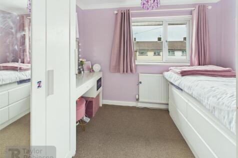 CAM02600G0-PR0422-STILL015.jpg