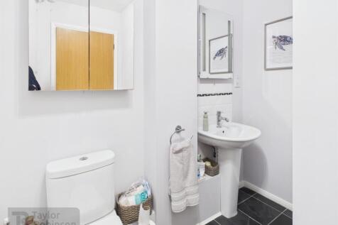 CAM02600G0-PR0424-STILL014.jpg