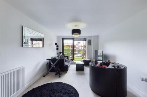 CAM00278P1-PR0109-STILL05.jpg