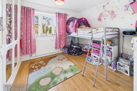 CAM02600G0-PR0435-STILL004.jpg
