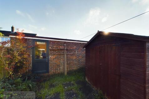 CAM02600G0-PR0346-STILL019.jpg