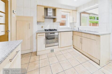 CAM02600G0-PR0465-STILL006.jpg