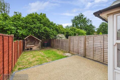 CAM02600G0-PR0480-STILL015.jpg