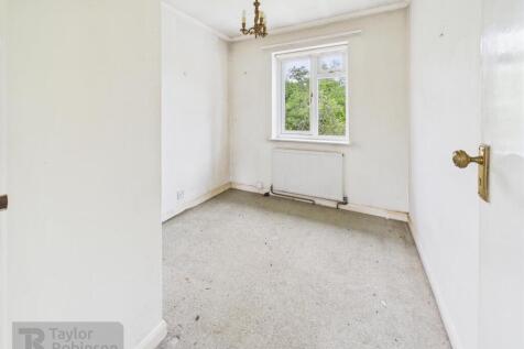 CAM02600G0-PR0481-STILL003.jpg