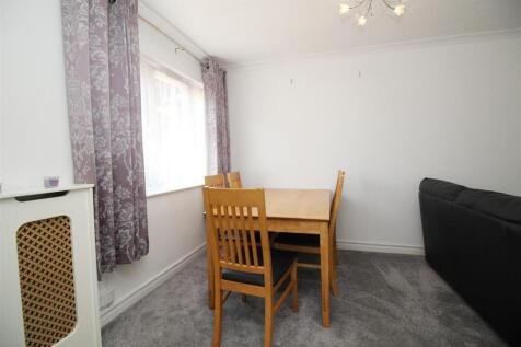 Living Room.JPG