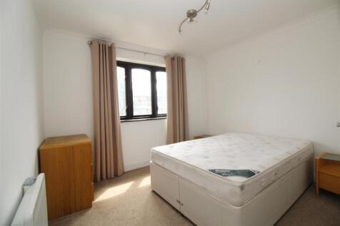 Bedroom.JPG