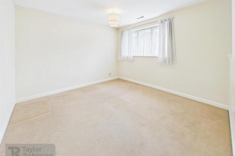 CAM02600G0-PR0531-STILL008.jpg