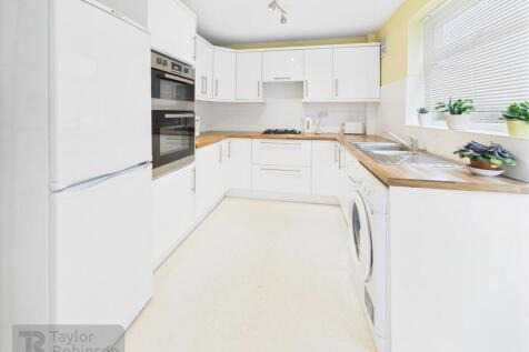 CAM02600G0-PR0531-STILL015.jpg