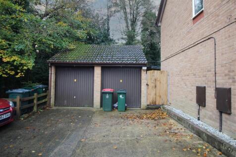 Garage.JPG