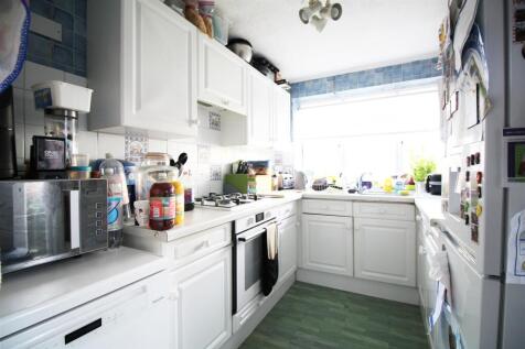 Kitchen.JPG