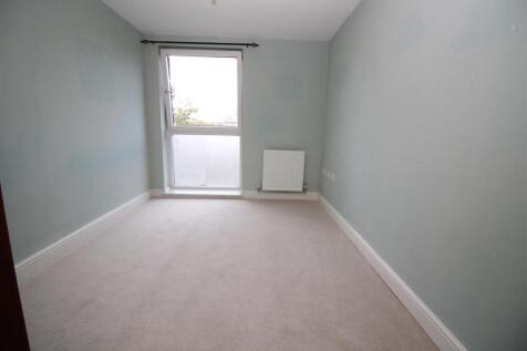 Bedroom 2.JPG