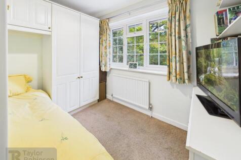 CAM02600G0-PR0568-STILL007.jpg