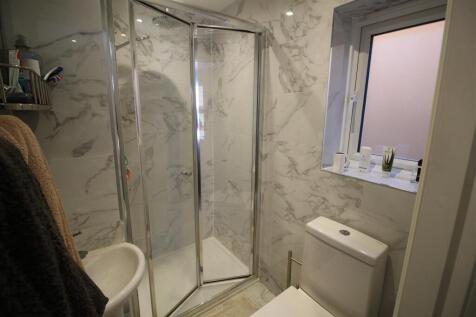 EN-suite.JPG