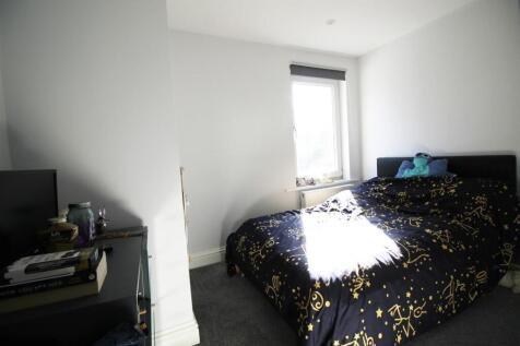 bed 2.JPG