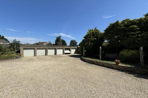 Garage &amp; Parking
