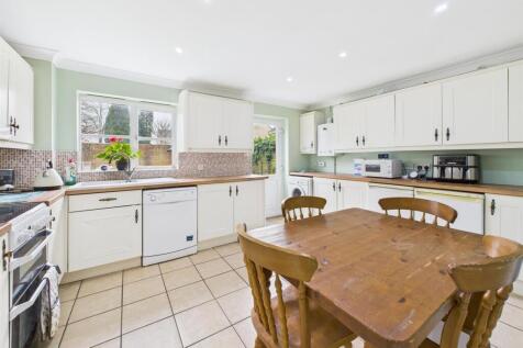 Kitchen / Breakfast Room