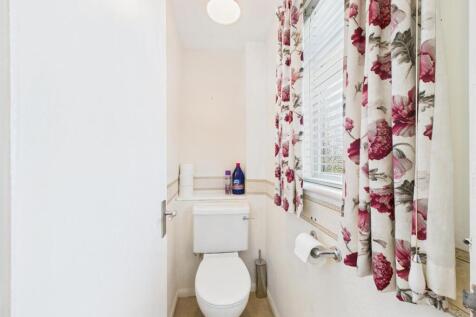 Separate Cloakroom