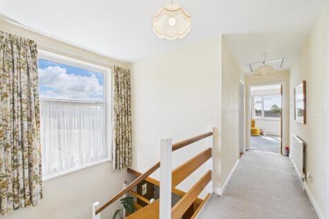 1st Floor Landing