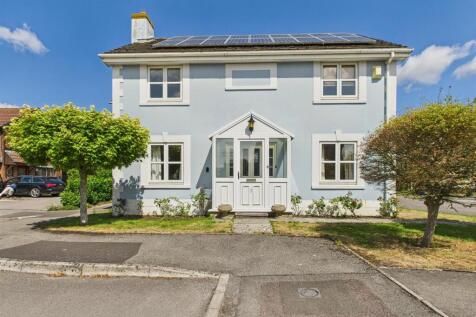 Double Fronted Detached Home
