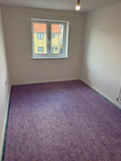 Front bedroom.jpg