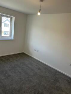 Front bedroom.jpg