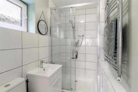 En Suite Shower