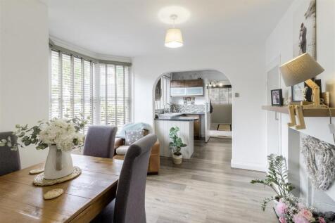 Breakfast Room