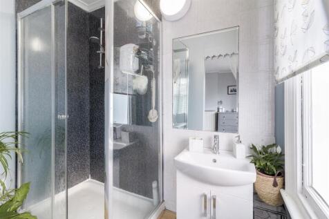Ensuite Shower Room