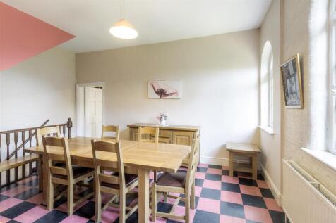 Coach House - Dining Room